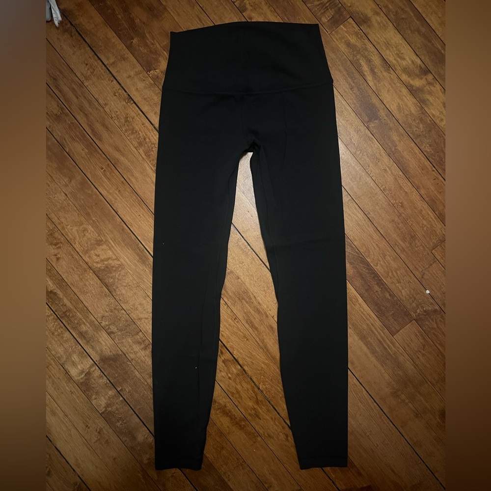 Black Lululemon align leggings